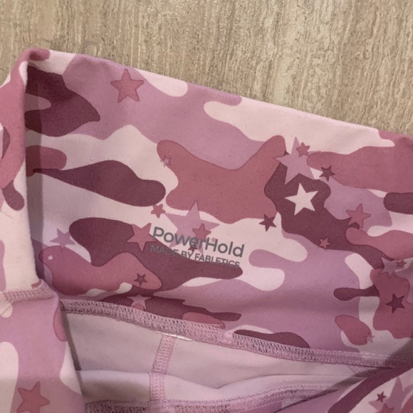 Fabletics Shorts - Picture 2 of 4